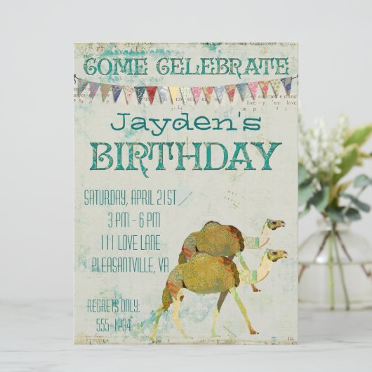 Dreamweaver Camels Birthday Uitnodiging (Staand voorkant)