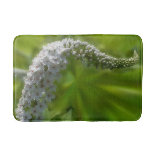Dreamweaver Curling White Flower Badmat