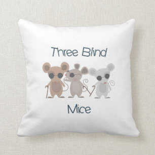 Drie blinde muizen kussen