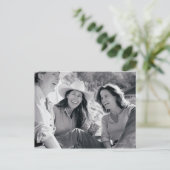 Drie cowgirls lachen samen briefkaart (Staand voorkant)