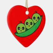 Drie erwten in een peul keramisch ornament (Rechts)