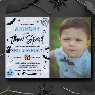 Drie Geest. Boys Halloween 3rd Birthday Foto Kaart