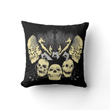 Drie gitaren en Skulls Pillow