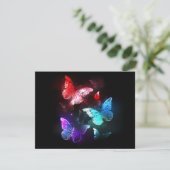 Drie golvende Butterflies op nachtachtergrond Advieskaart (Staand voorkant)