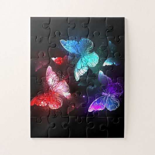 Drie golvende Butterflies op nachtachtergrond Legpuzzel (Verticaal)
