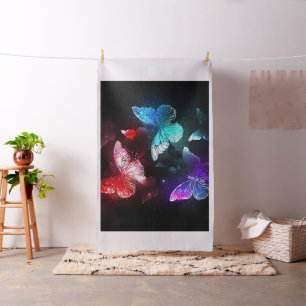 Drie golvende Butterflies op nachtachtergrond Stof