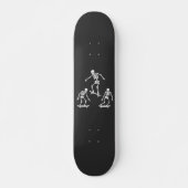 Drie griezelige skelet Halloweenschaatsboard Skateboard (Voorkant)