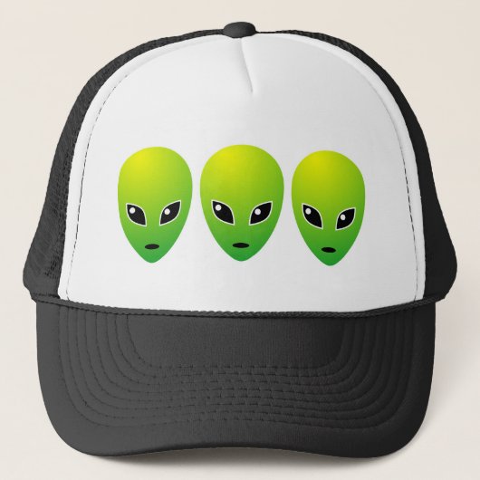 Drie groene Aliens Trucker Pet (Voorkant)