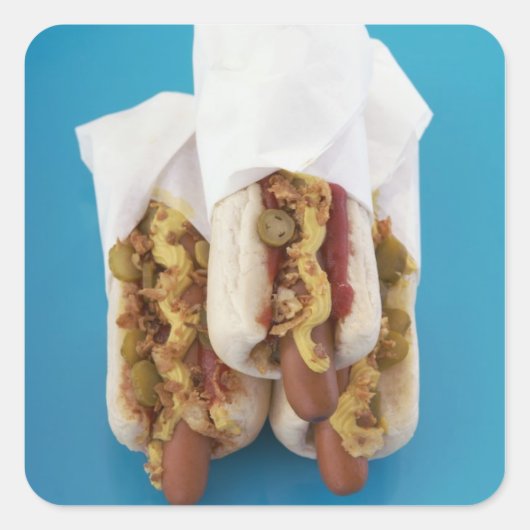 Drie hotdogs in bundels vierkante sticker (Voorkant)