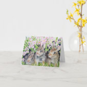 Drie konijnen paaskaart handgeschilderde fine art kaart (Gele Bloem)