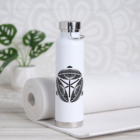 Drie open Japanse paraplu's Waterfles (Yoga (Gedraaid) )