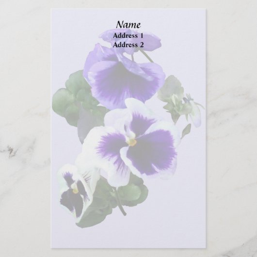 Drie Paarse Pansies in een weduwenproduct Briefpapier (Voorkant)
