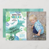 Drie Rex Dinosaur Greenery Birthday Kaart (Voorkant / Achterkant)