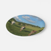 Drie sleutels in een veld papieren bordje (Gekanteld)