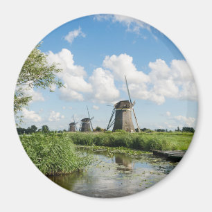 Drie windmolens en een kanaalronde magneet