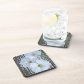 drie witte bloemen bier onderzetter (Rechterzijde)