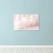 Drie witte pareldoek canvas afdruk (Insitu (Houten vloer))
