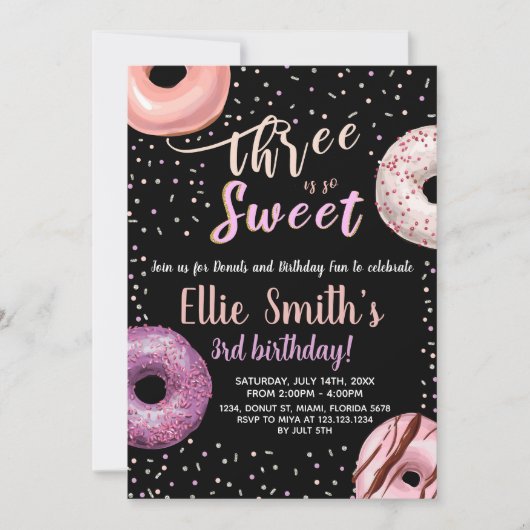 Drie zoete zwarte donut verjaardagsuitnodigingen kaart (Voorkant)