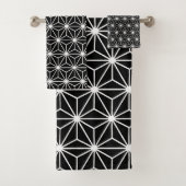 Driehoekspatroon voor zwart-wit deco-stijl bad handdoek (Insitu)