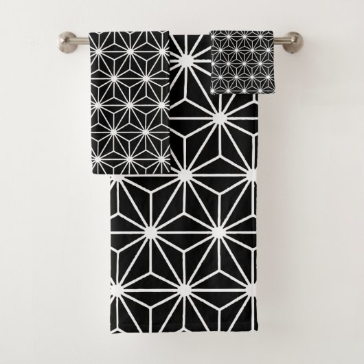 Driehoekspatroon voor zwart-wit deco-stijl bad handdoek (Insitu)