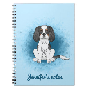 Driekleurige Cavalier King Charles Spaniel Hond Op Notitieboek