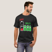 Drievoudig pap van drie Kinder Battery Low vaders T-shirt (Voorkant volledig)