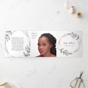 Drievoudige brochure voor het Lijst van de olievlo Drieluik Kaart