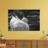 Drijvende glazen bollen canvas afdruk (Insitu (Woonkamer))