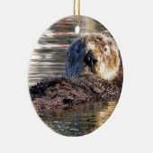 Drijvende otter keramisch ornament (Rechts)