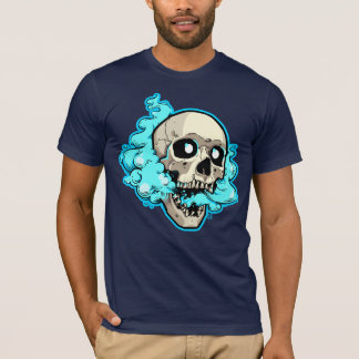 Drijvende schedel met wervelende blauwe rook t-shirt