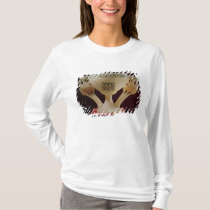 Drink beker in de vorm van een halfgeopende lotus t-shirt