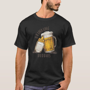 Drink boeddies pa en Baby Matching Fist Father T-shirt