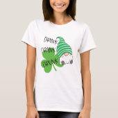 Drink Drink Drink Gnome Clover St. Patrick's Day T-shirt (Voorkant)