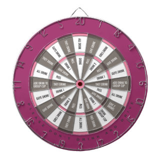 Drink game in roze en grijs dartbord