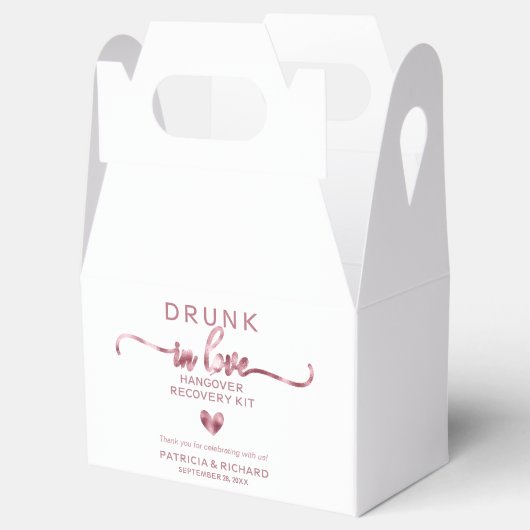Drink in Liefde Bruiloft Kater Kit Favor Box Bedankdoosjes (Geopend)