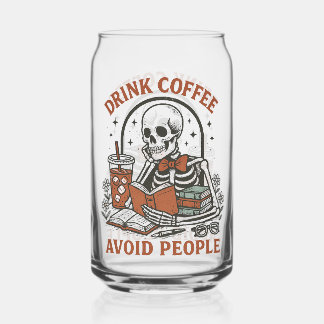 ☕ Drink Koffie, Vermijd Mensen – Grappig Skelet Bi Blikvorm Glas