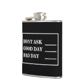 Drink maatregelen voor zwart-wit heupfles (Links)