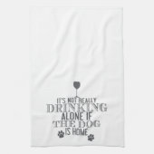 Drink met de hond - grijs | Grappige keukenhanddoe Theedoek (Verticaal)