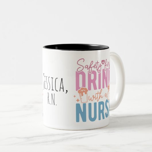 Drink met een Verpleegster Custom Name Coffee Mok (Voorkant rechts)