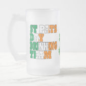 Drink team op St. Pats-dag Matglas Bierpul (Links)