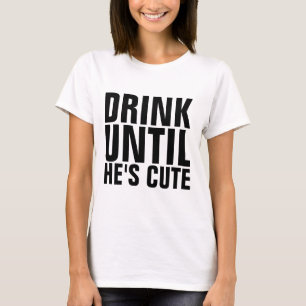 DRINK TOT HIJ SCHATTIGEE T-shirts