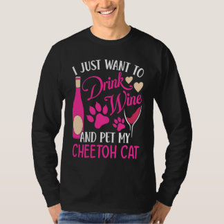 Drink wijn en aai mijn Cheetoh kat Kat Moeder Hum T-shirt