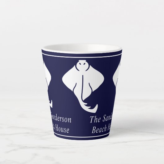 Drk Navy Blue Coastal Nautical Stingray Manta Ray Latte Mok (Voorkant)