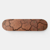 Droge, gebarsten grond skateboard (Horizontaal)