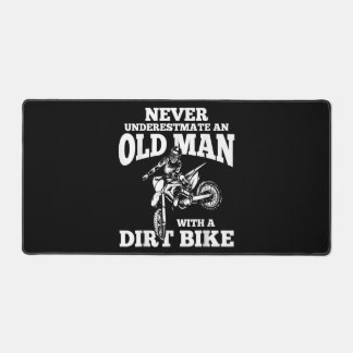 Drôle Cadeaux Ne Sous-Estime Jamais Un Vieux Homme