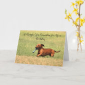 Drôle chien Dachshund Bonne carte d'anniversaire. (Fleur jaune)