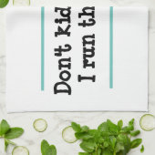 Drôle je gère cet endroit blanc serviette de cuisi (Plié)