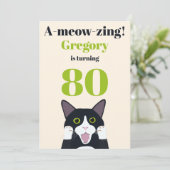 Drôle jeu de chat 80e anniversaire invitation fête (Debout devant)