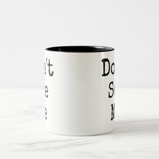 Drôle Ne me vois pas Mug (Centre)