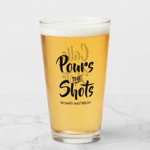 Drôle Verse Les Verres Tire Les Ficelles